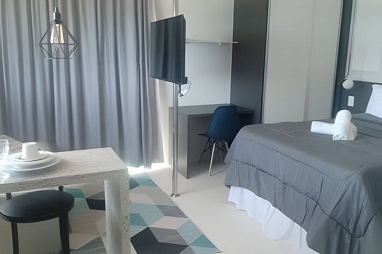 Studio no 8° Andar Vista de Cinema para o Mar 812