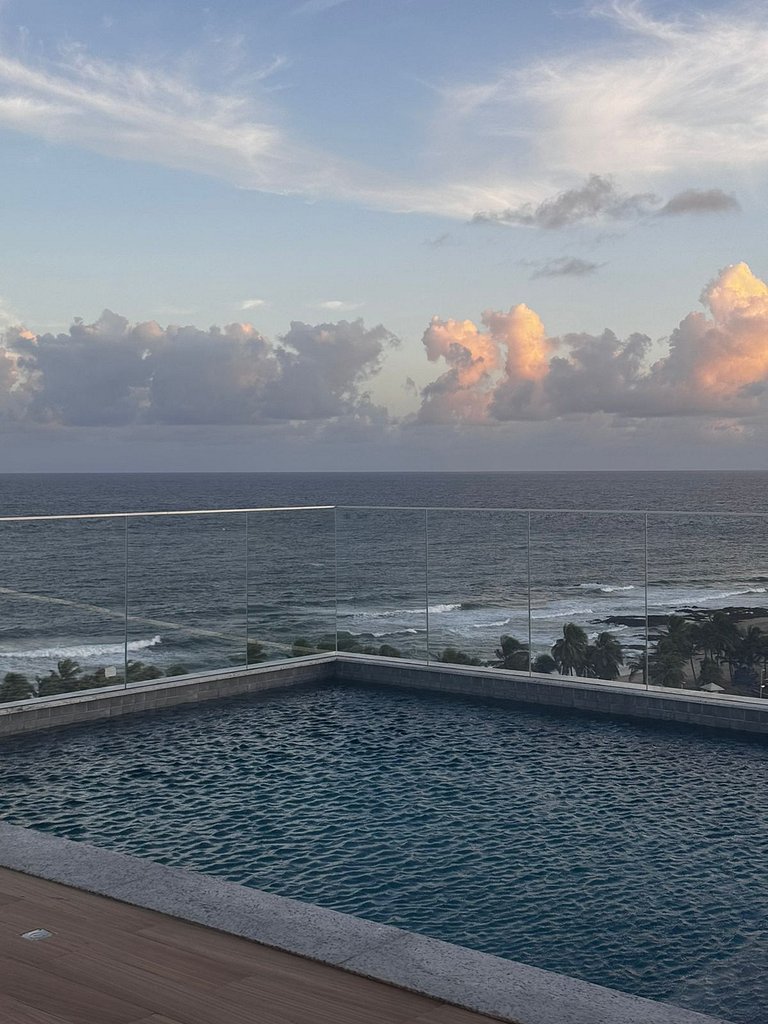 Lindo e Confortável Vista Mar Wi-Fi turbo e Netflix – Salvad