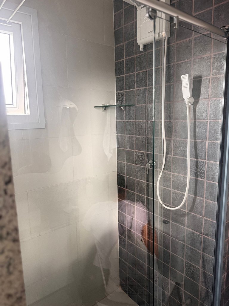 Lindo e Confortável Vista Mar Wi-Fi turbo e Netflix – Salvad